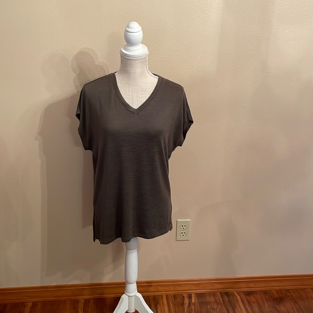 ORVIS WOMEN'S SHORT SLEEVE V-Neck tunic knit top, green, size small